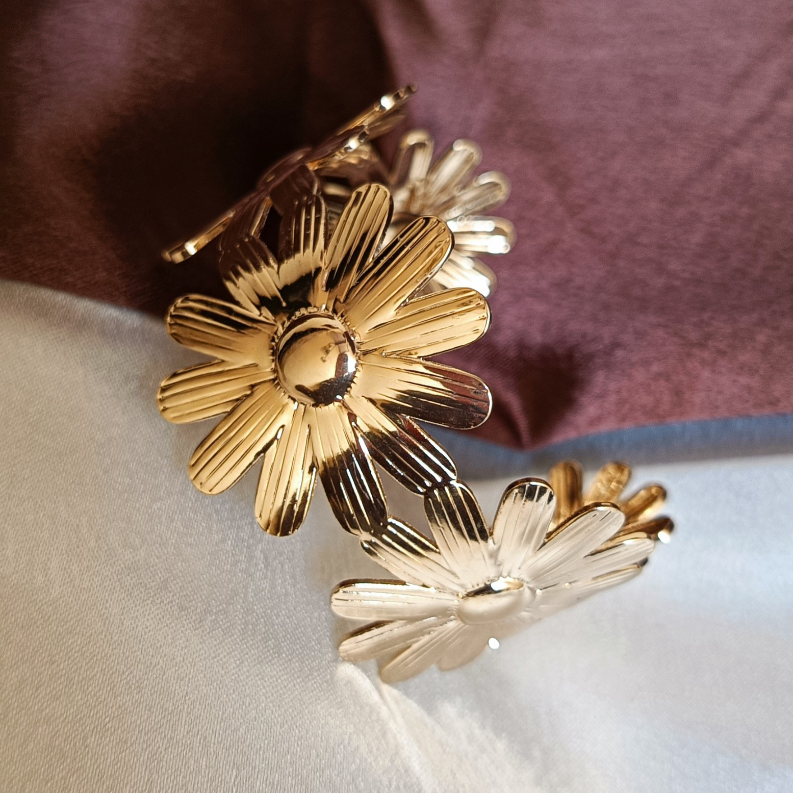 JJ Gold-Plated Daisy Cuff Bracelet Floral Bloom Design
