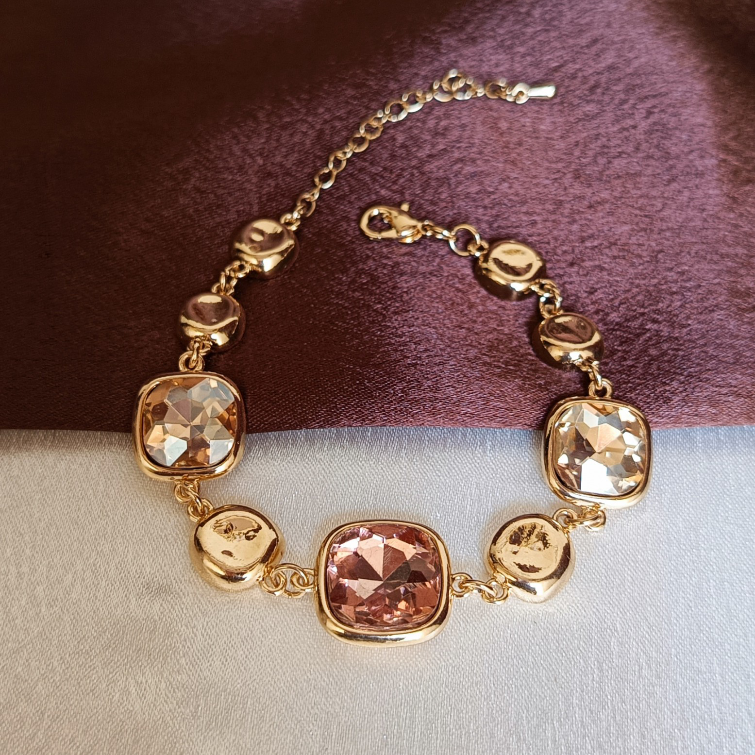 JJ Gold Crystal Bracelet – Elegant Cushion Cut Design