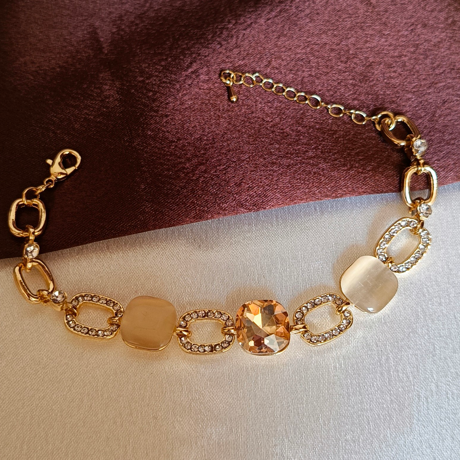 JJ Gold Crystal Link Bracelet – Chic Sparkling Design