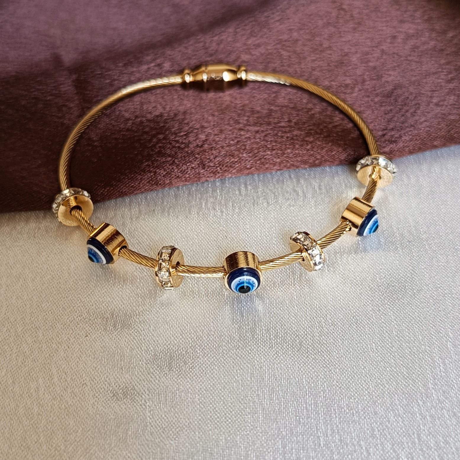 JJ Gold-Plated Evil Eye Wire Bangle Protective Charm Design