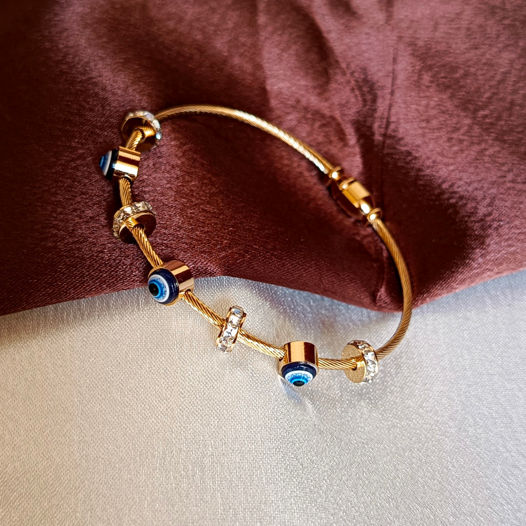 JJ Gold-Plated Evil Eye Wire Bangle Protective Charm Design