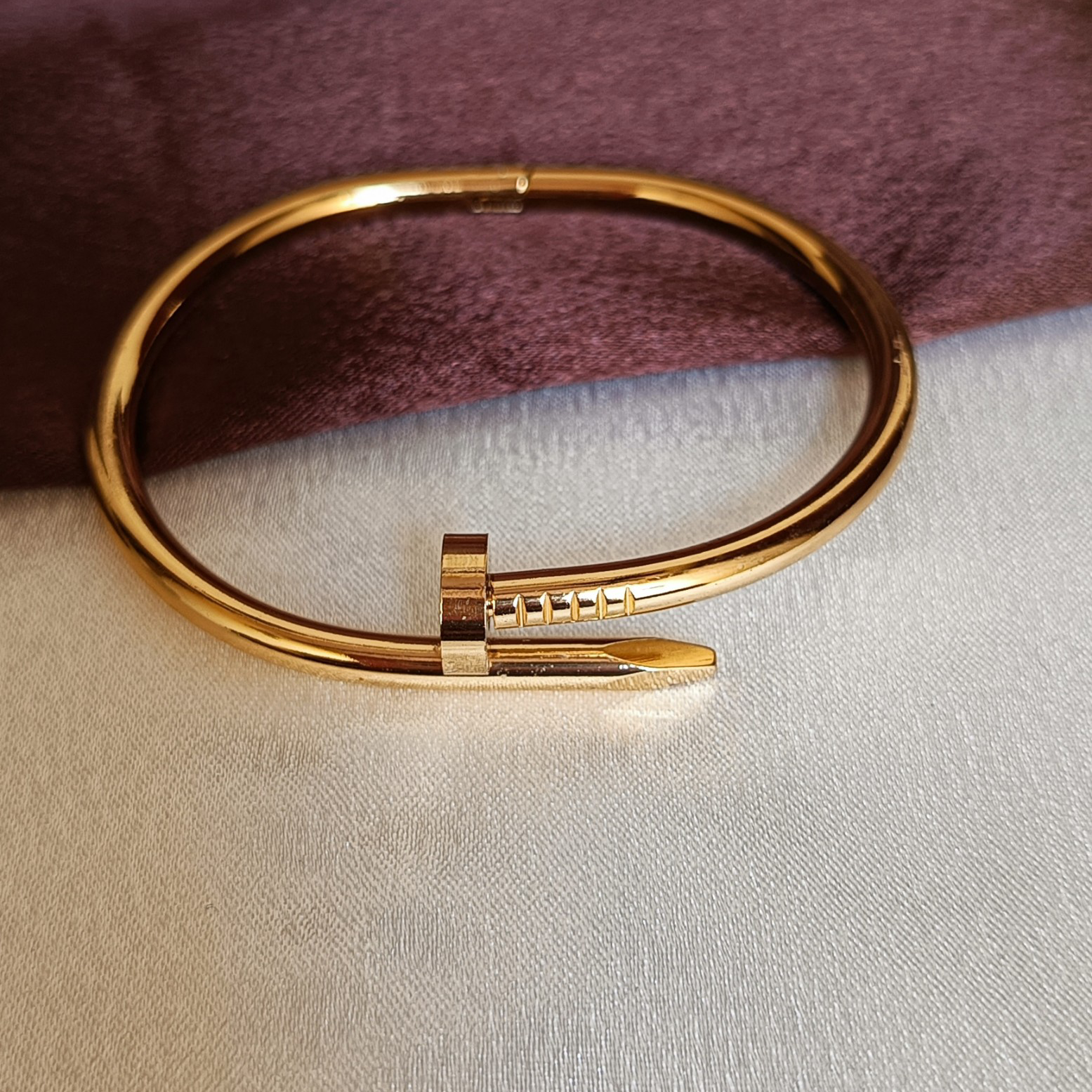 JJ Gold-Plated Nail Bangle Minimalist Chic Design