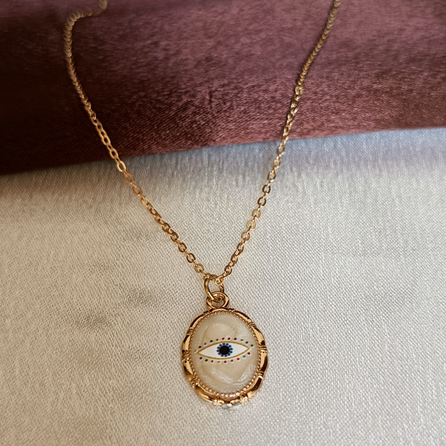 JJ Gold Evil Eye Pendant Necklace – Protection Charm Design