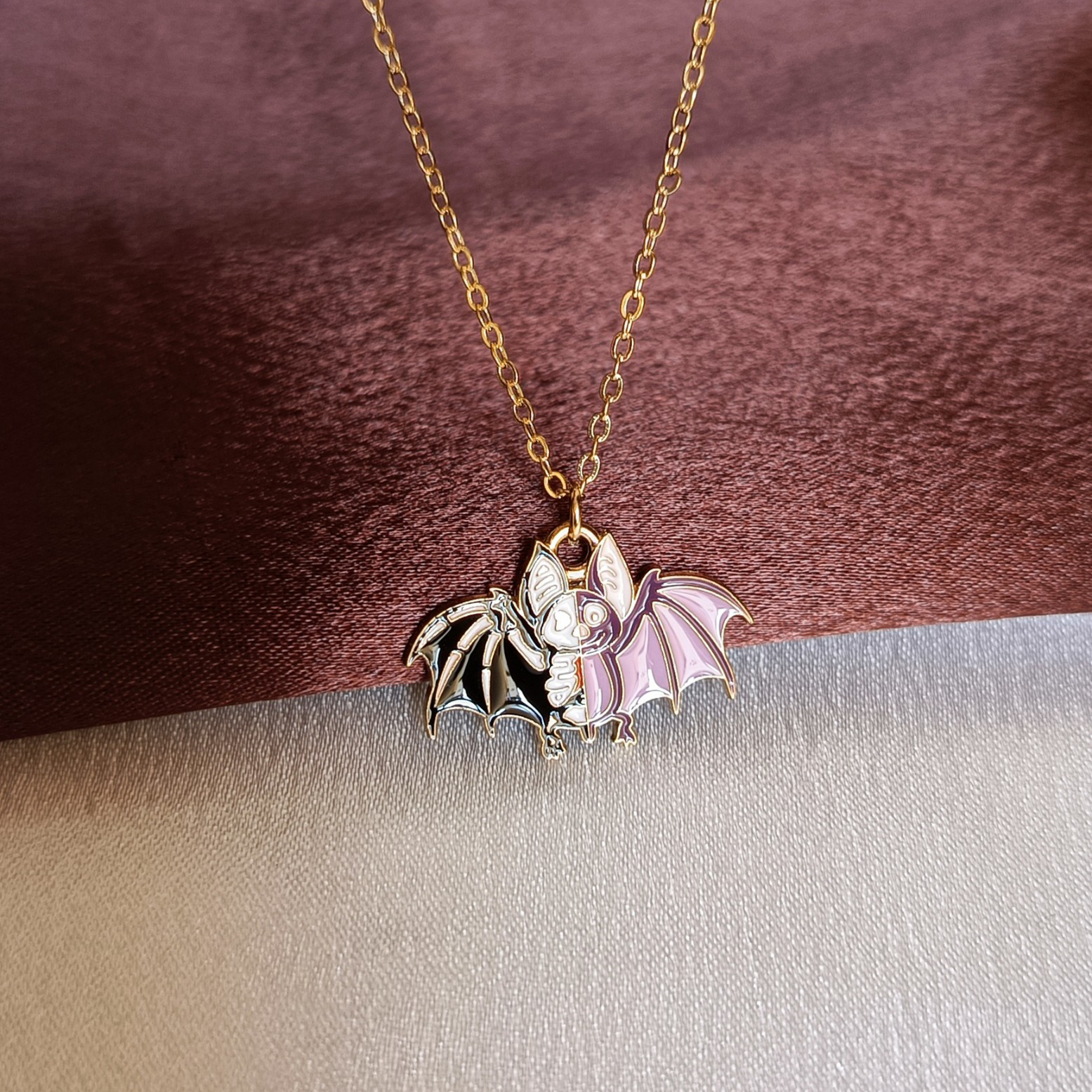 JJ Bat Pendant Necklace – Gothic Chic Design