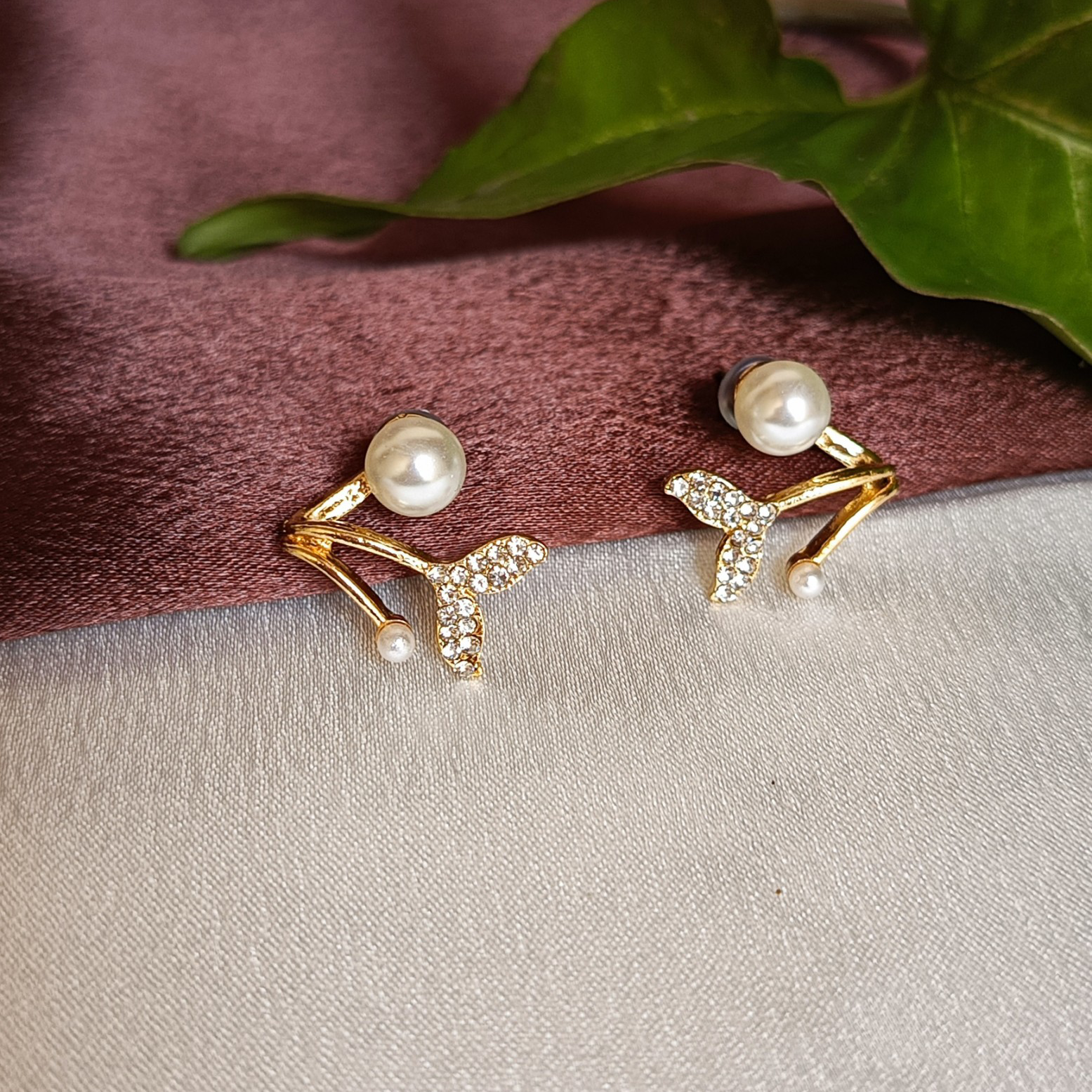 JJ Gold & Pearl Stud Earrings – Crystal Leaf Branch Design