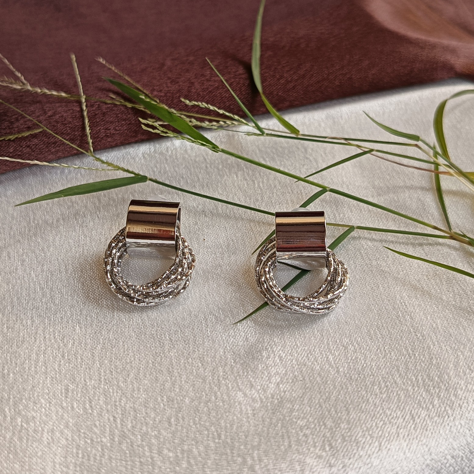 JJ Silver Hoop Stud Earrings – Textured Loop Design