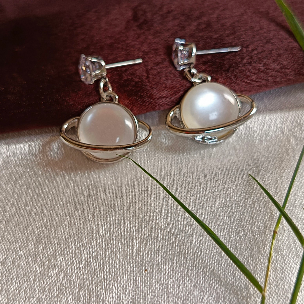 JJ Silver & Pearl Drop Earrings – Planet Saturn Design