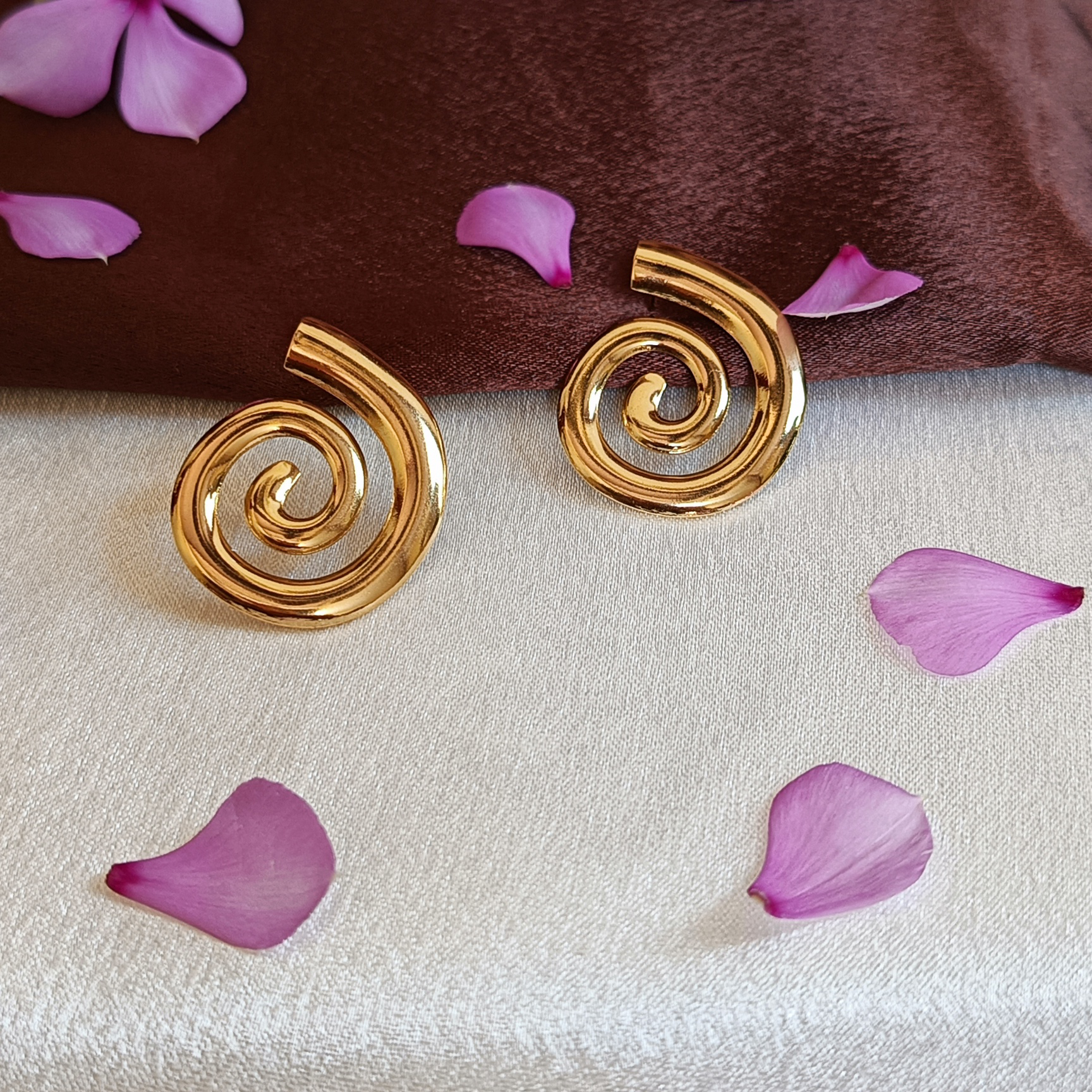 JJ Gold-Plated Earrings – Modern Spiral Statement