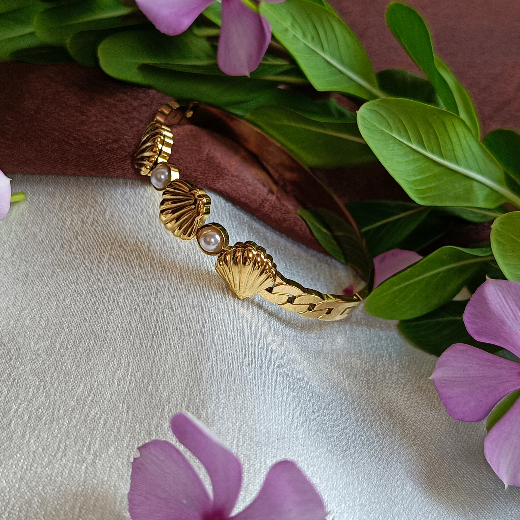 JJ Gold-Plated Seashell Pearl Cuff Coastal Chic Design