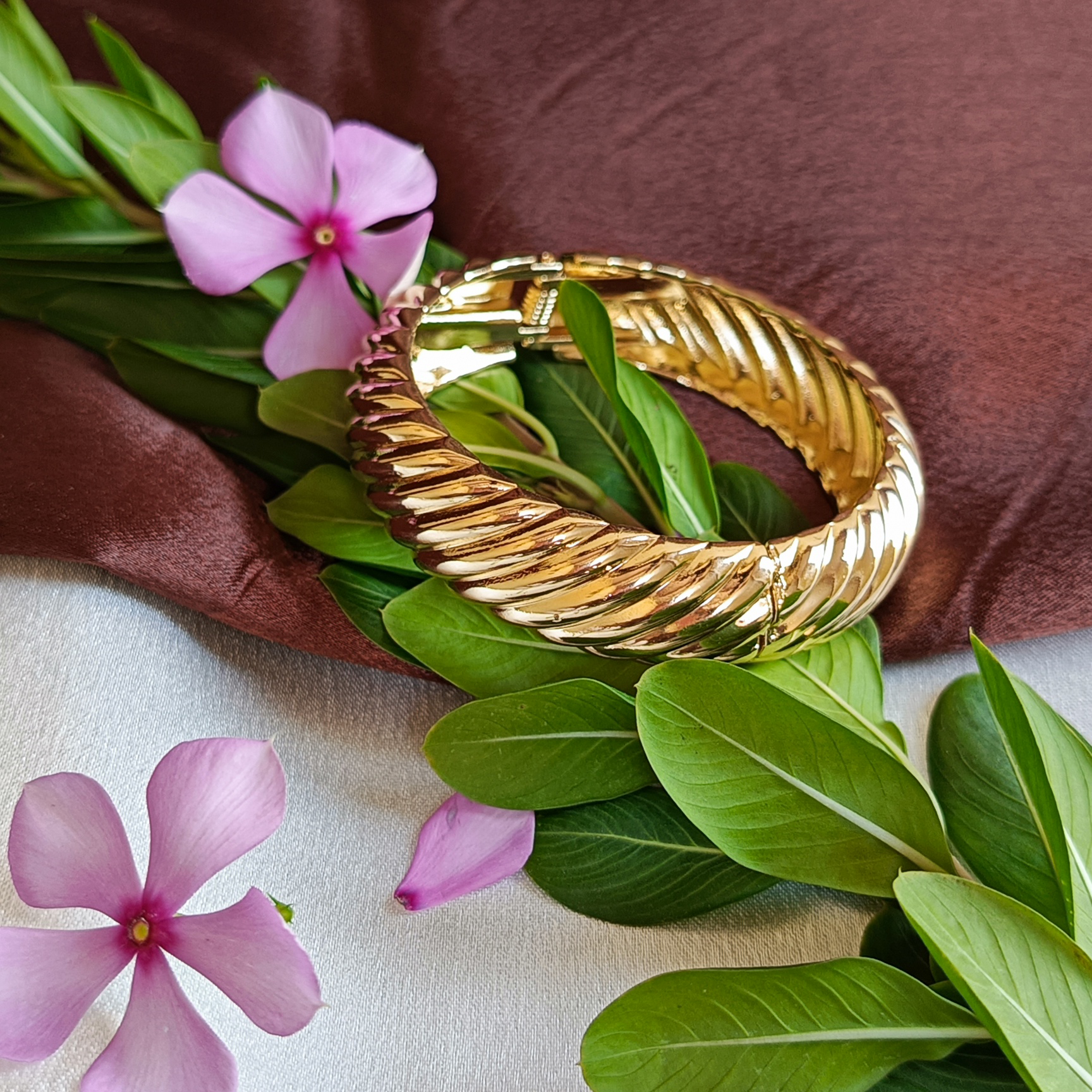 JJ Gold-Plated Rope Bangle Classic Twist Design