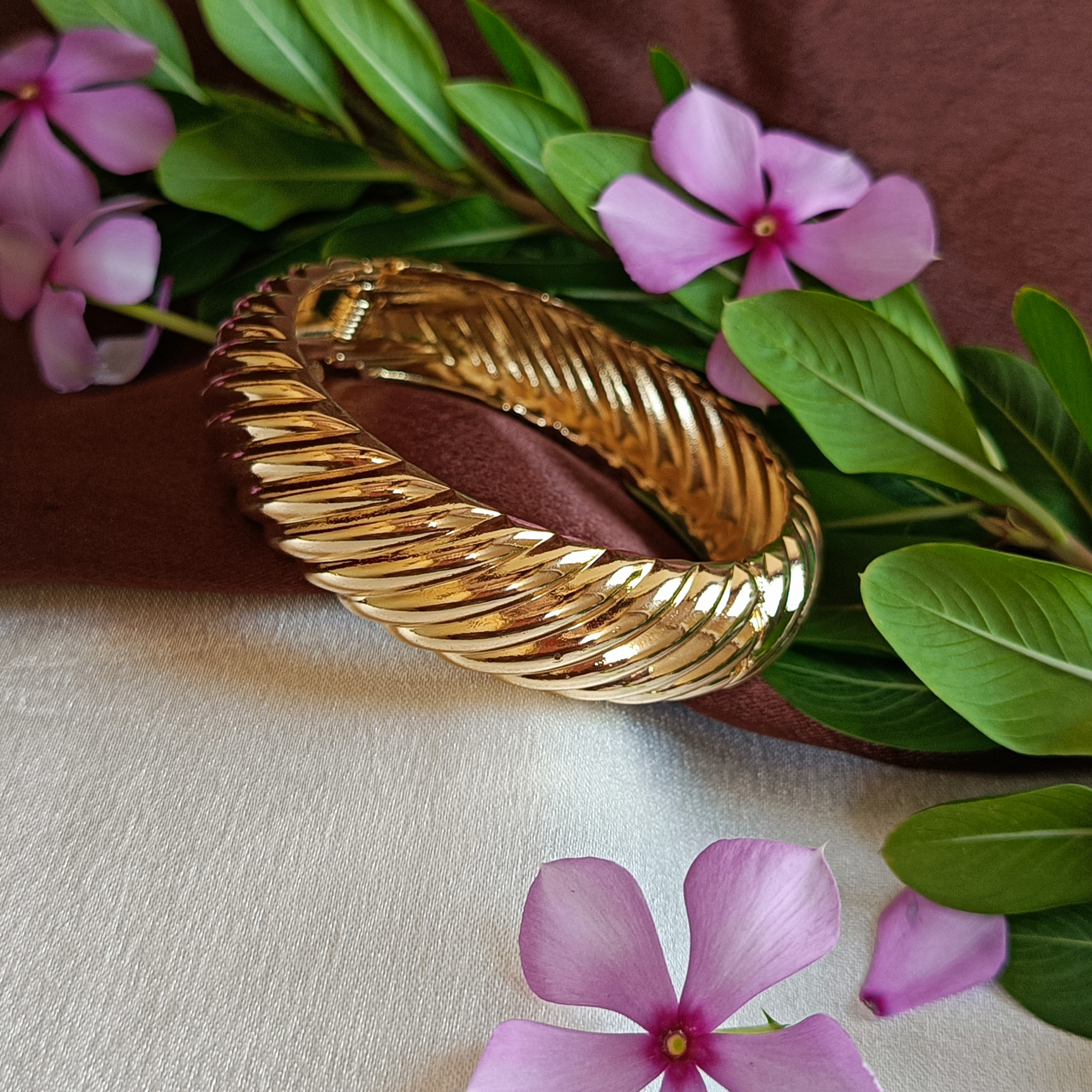 JJ Gold-Plated Rope Bangle Classic Twist Design
