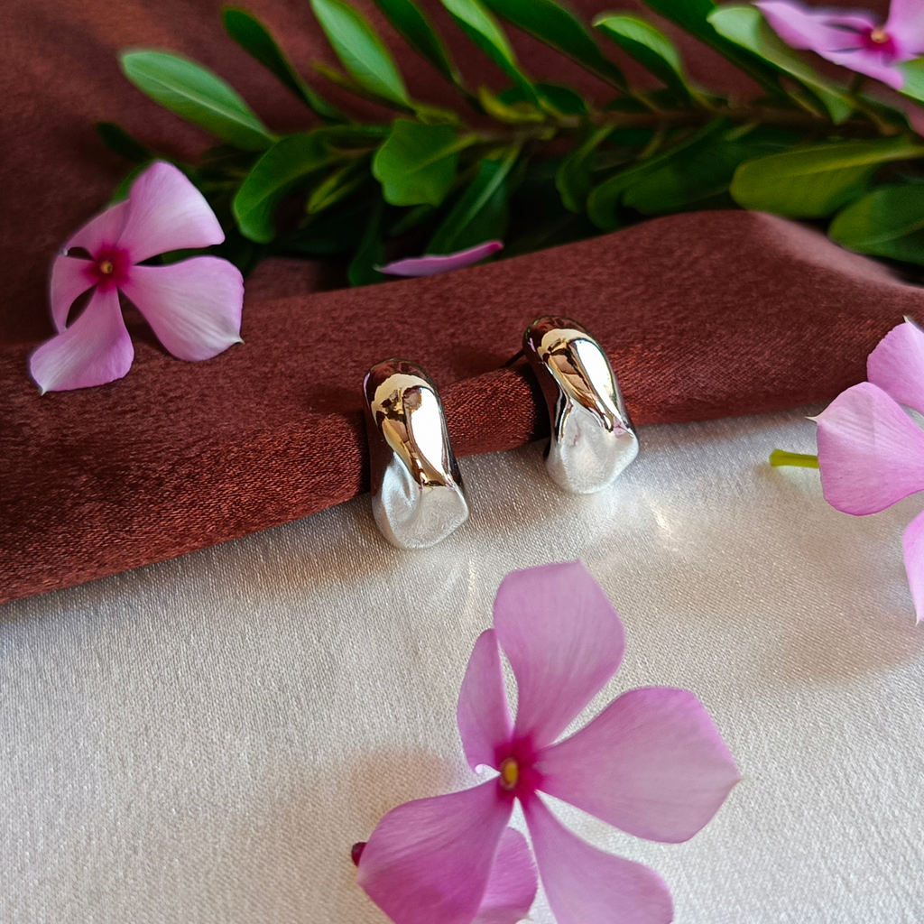 JJ Gold-Plated Hoop Earrings – Chunky Bold Design