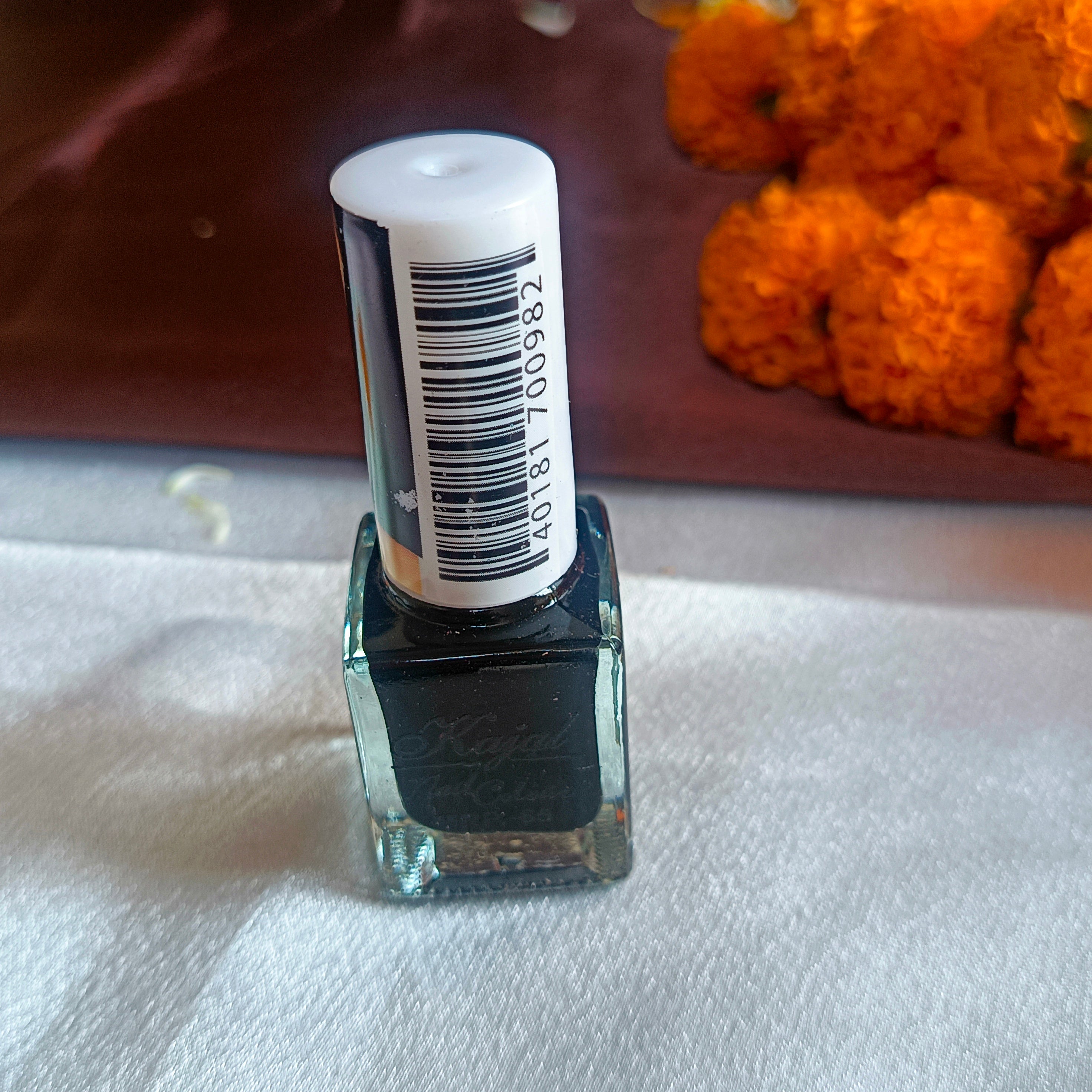 JJ Onyx Black Nail Polish Creme