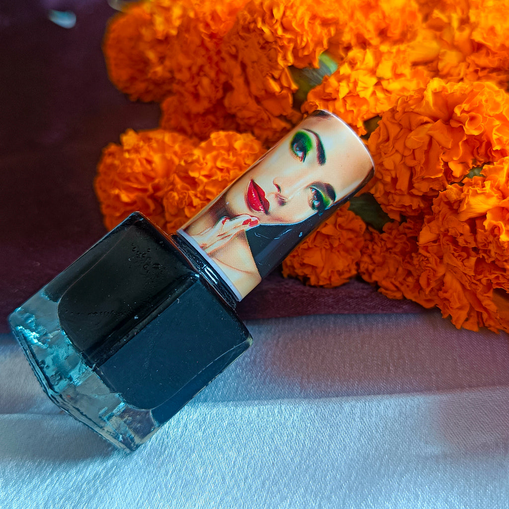 JJ Onyx Black Nail Polish Creme