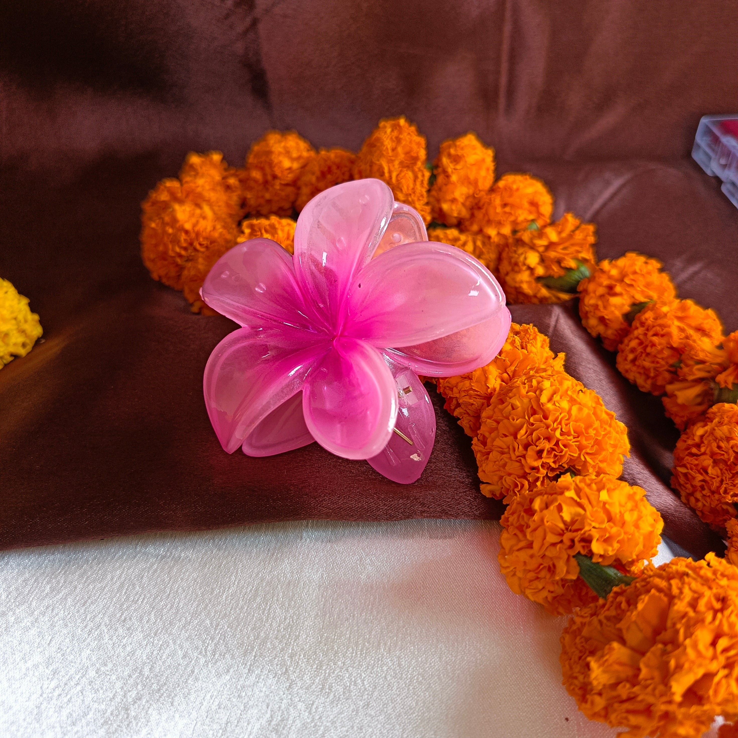 JJ Pink Acrylic Hair Claw Floral Bloom in 6 colours